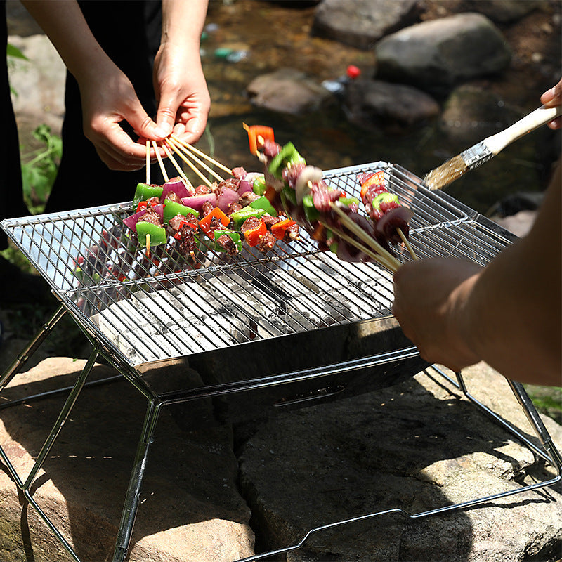Elevate Your Outdoor Experience with the Portable Foldable Medium Grill